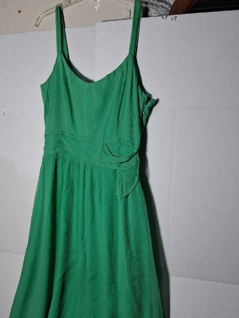 Brooks Green Sleeveless Midi Dress with Waist Detail